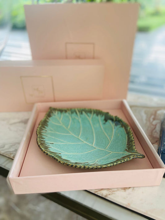 Gift Set - Leaf Platter- Green l Thoughtful Gift Set l Serving Snack Platter l Blue Leaf Platter l