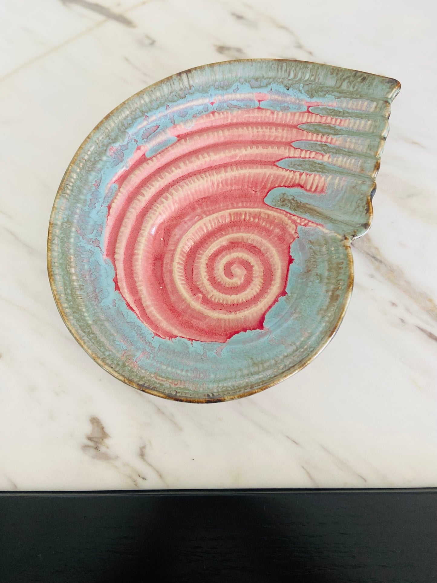 Shell Platter - Red with Blue Border l Seafood platter l Ceramic Natural Scallop Platter l