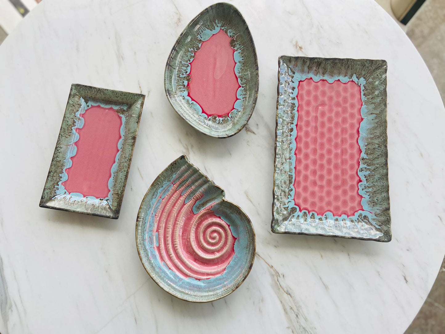 Set of 4 Serving Set - Red l Serving Almond Platter l Ceramic Shell Platter l Serving Rectangle Platter l