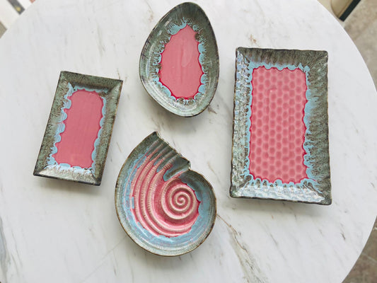Set of 4 Serving Set - Red l Serving Almond Platter l Ceramic Shell Platter l Serving Rectangle Platter l