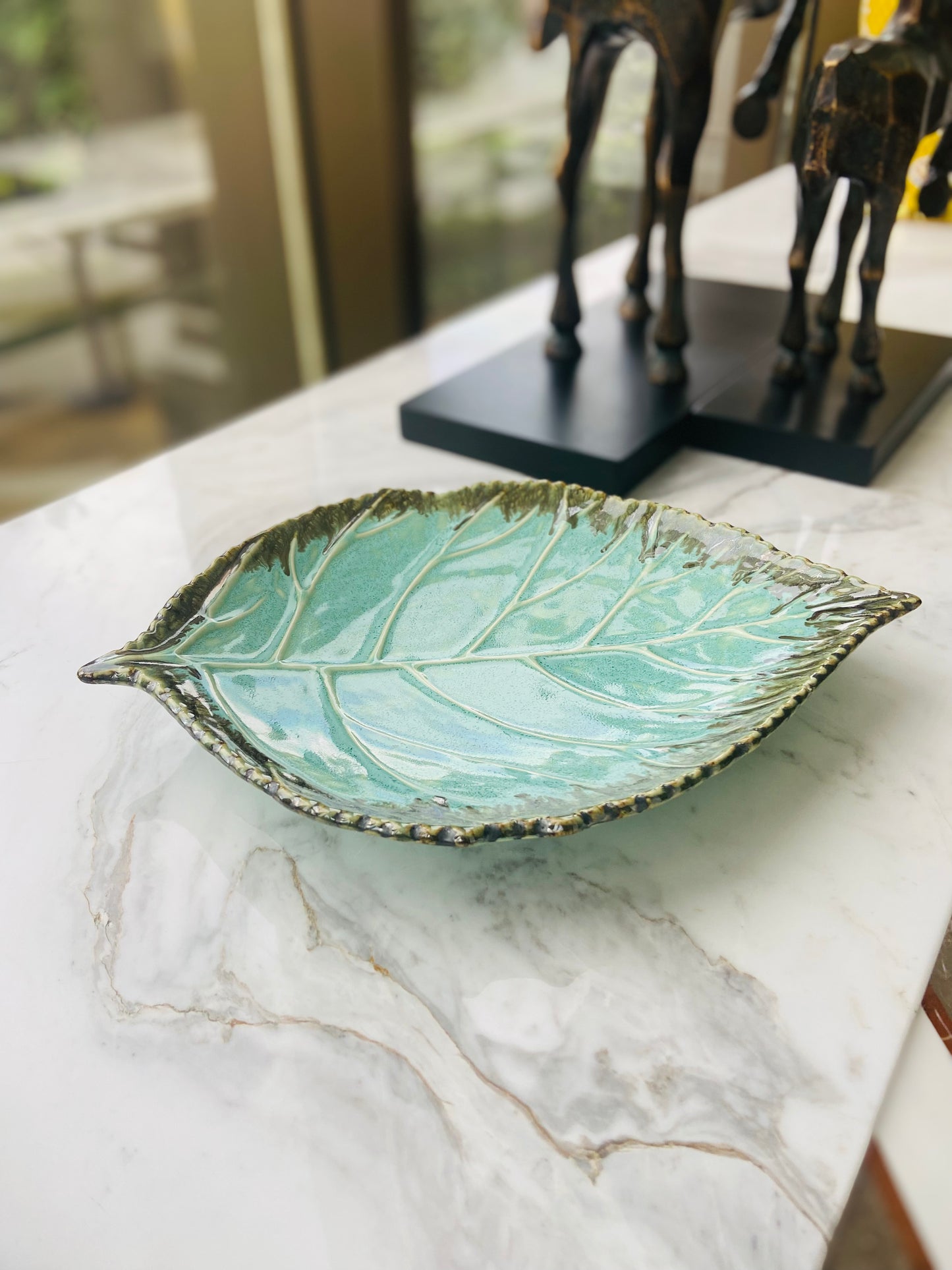 Leaf Platter - Green l Handmade ceramic leaf l Serving dish l Serving Green Leaf l